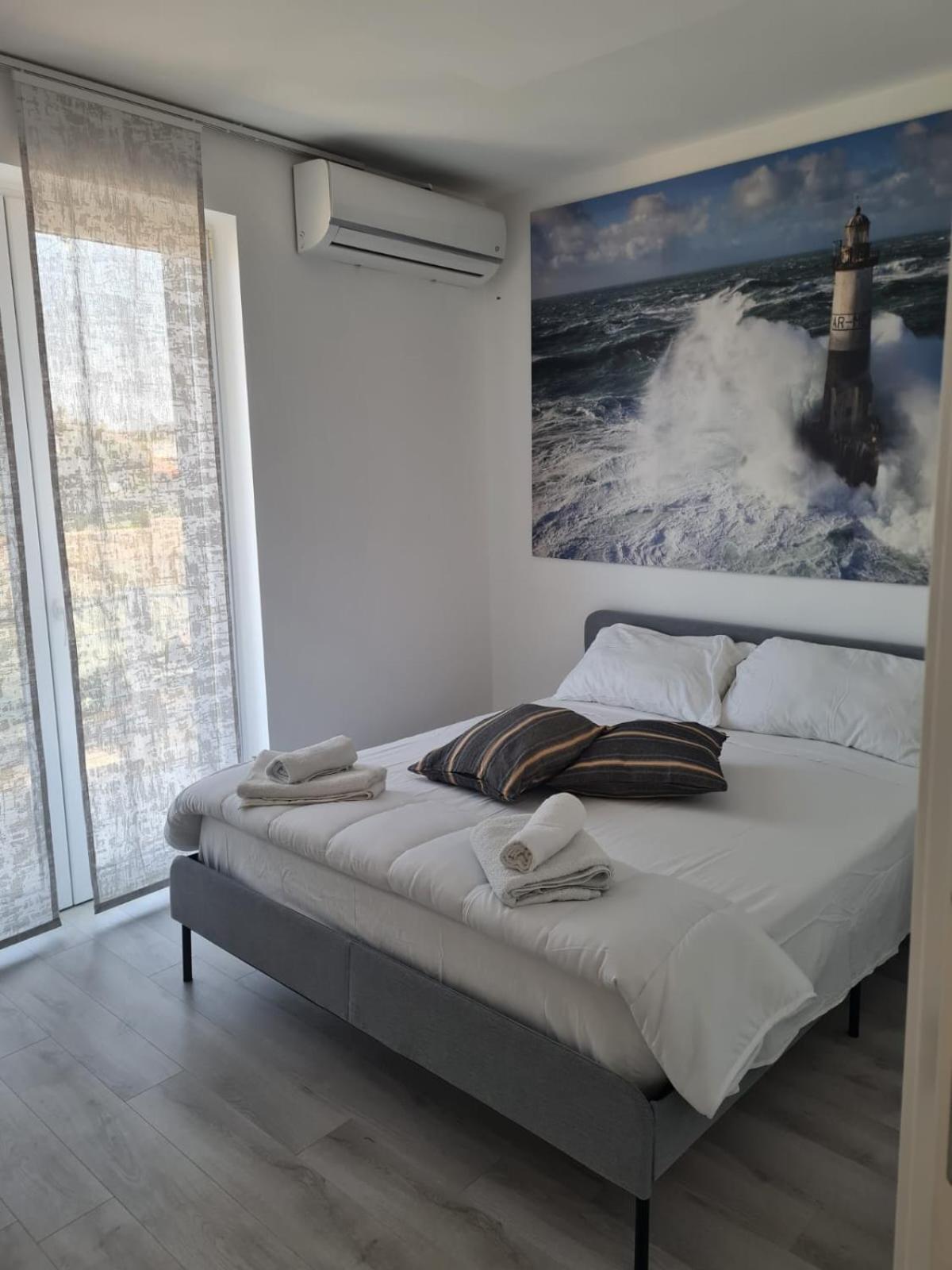 Casa Viky Hotel Bari Exterior photo
